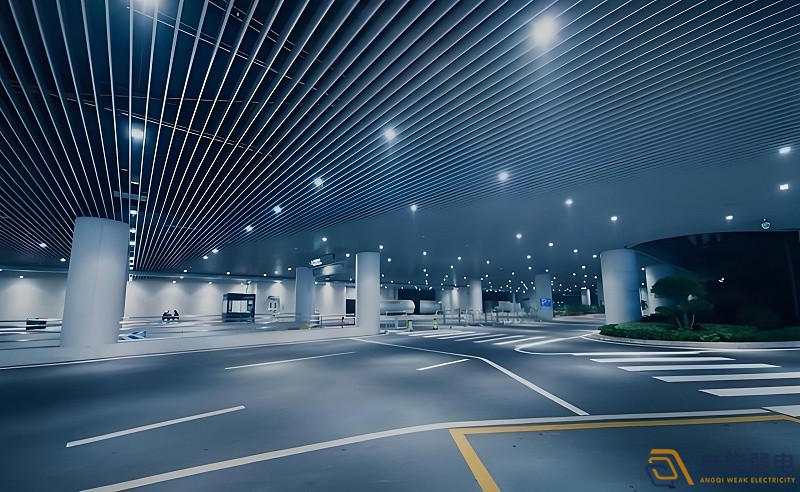 在地下車庫，看燈光如何綠色“智”變？